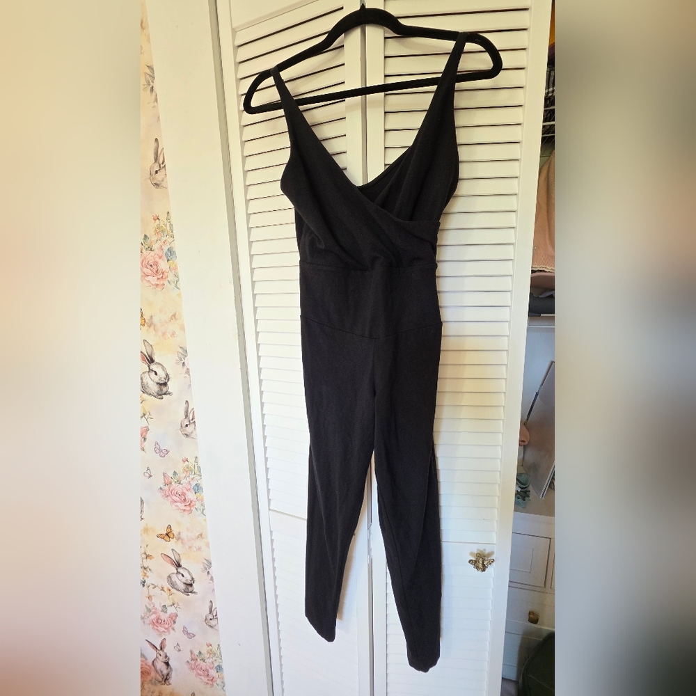 Victoria's Secret On Point Live Jumpsuit Cropped Ankle